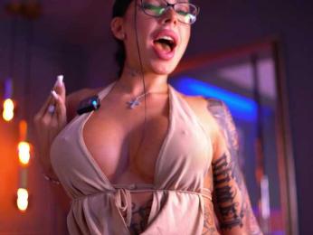 SonyaStorm webcam bongacams model stream image