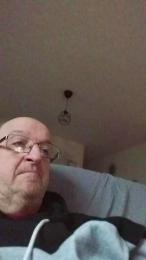 riri76560 webcam model stream image