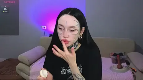 Somniyaa webcam stripchat model stream image