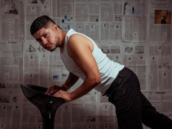 CrisJhones webcam model stream image