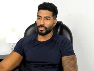 Xander Strongs webcam model stream image