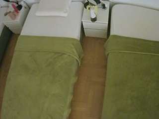 voyeurcam-julmodels-bed-5 webcam model stream image