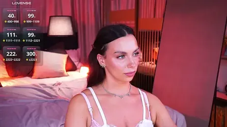 LunaNight webcam model stream image