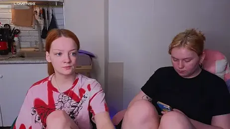 Radiants_two webcam stripchat model stream image