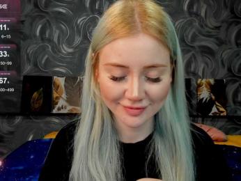 LillieBerry webcam bongacams model stream image