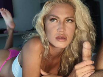 outlust webcam model stream image