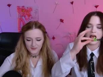 liana_kisses webcam model stream image
