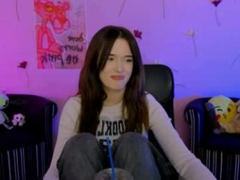 liana_kisses webcam model stream image