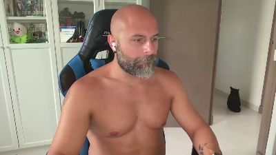 Daniaj87 webcam model stream image