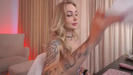 GraceCandy webcam model stream image