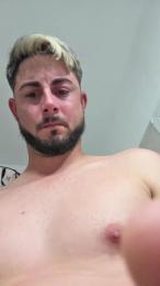 Realluis webcam cam4 model stream image