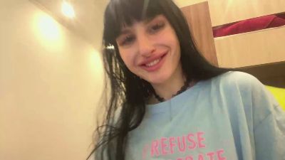 AnnelieseLaino webcam model stream image