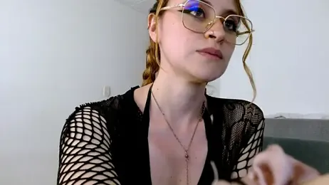 Juls_winter_ webcam stripchat model stream image