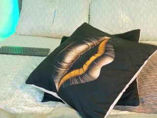 Crystal Walls webcam flirt4free model stream image