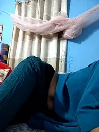 124pakhi webcam model stream image