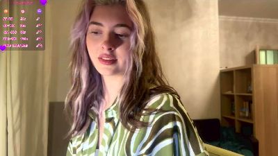 NanaLorr webcam model stream image