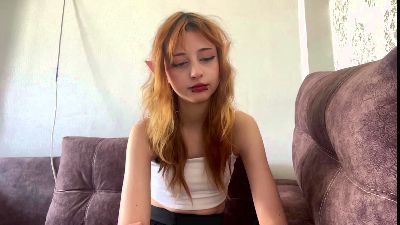 FloyBangs webcam model stream image