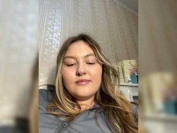 SunshineEmma webcam model stream image