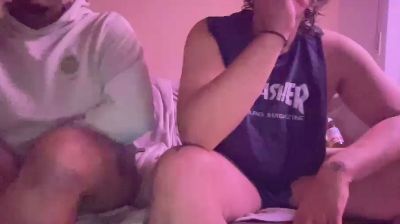 Vamicouple webcam model stream image