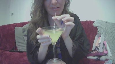 Honeybee__x webcam model stream image