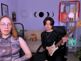 evalora_vei webcam model stream image