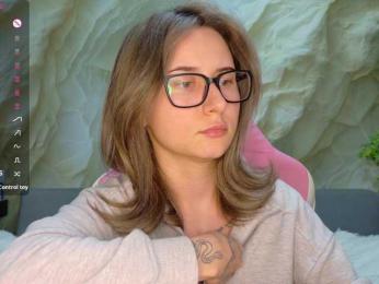 Unearthly webcam model stream image