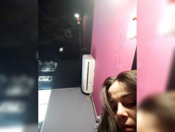 Karinasky webcam model stream image