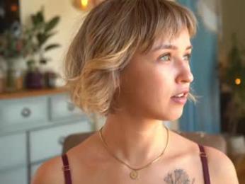 ms_dira webcam chaturbate model stream image