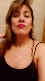 KRouge webcam model stream image