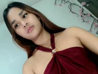 naughtymuse_ webcam model stream image