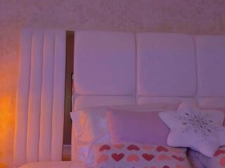 Tifanny Dream webcam model stream image