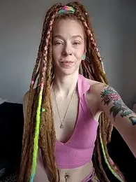 LucidLucy webcam model stream image