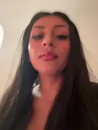 sweetAli_ webcam model stream image