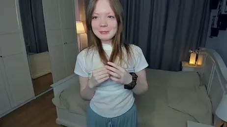 LavenderMitten webcam model stream image