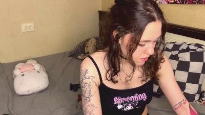 lilSilvian webcam model stream image