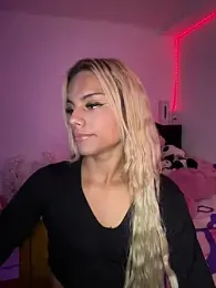 andyy_x webcam stripchat model stream image