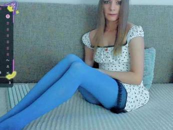 YourCaramel webcam model stream image