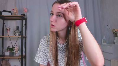 ElviraYorio webcam model stream image