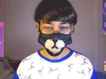 yuniorb webcam model stream image