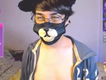 yuniorb webcam model stream image