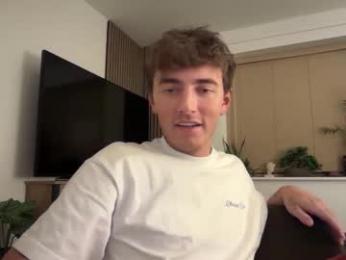 luciancrowe webcam model stream image