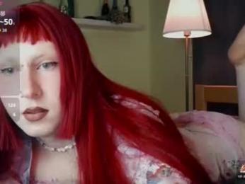 lia_grl webcam model stream image