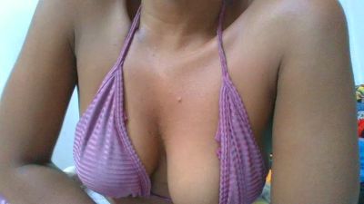 Elysa webcam model stream image
