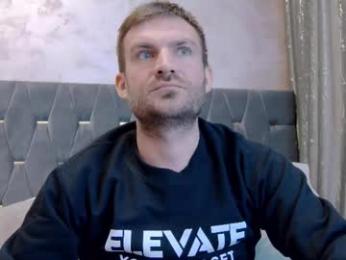 10in_deluxe webcam model stream image