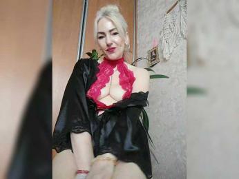 White00Pearl webcam model stream image