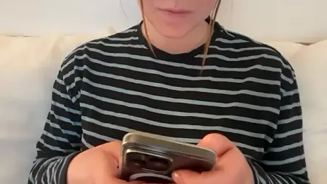 Lucyschickt webcam model stream image