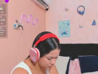 sara_mendez2_ webcam model stream image