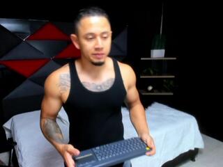 Liam Payn webcam model stream image