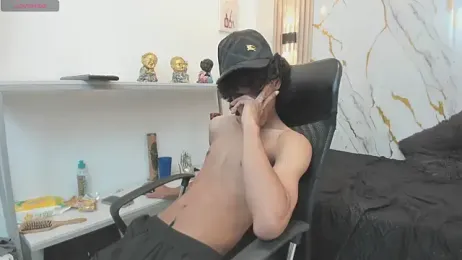 Zayn_Fox32 webcam model stream image
