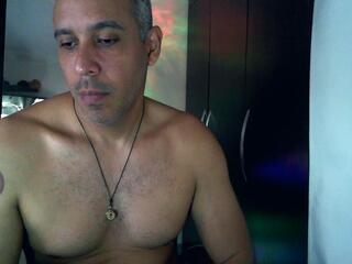 Matthew Fire webcam model stream image